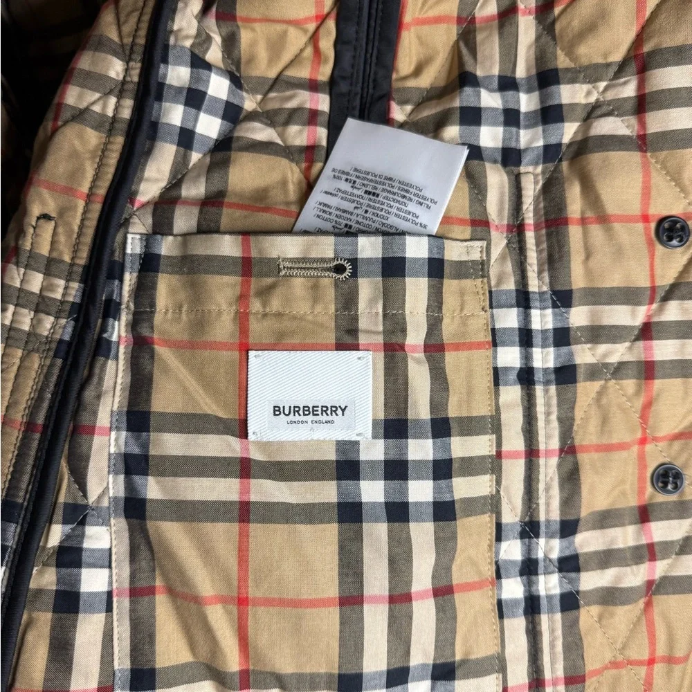 Burberry Black Quilted Women's Jacket - Picture 5 of 6